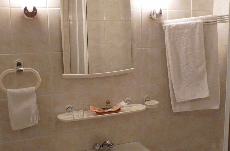 Hotel Kharkov Bagian luar foto