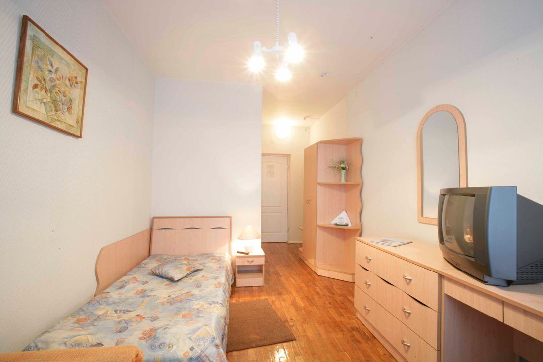 Hotel Kharkov Bagian luar foto
