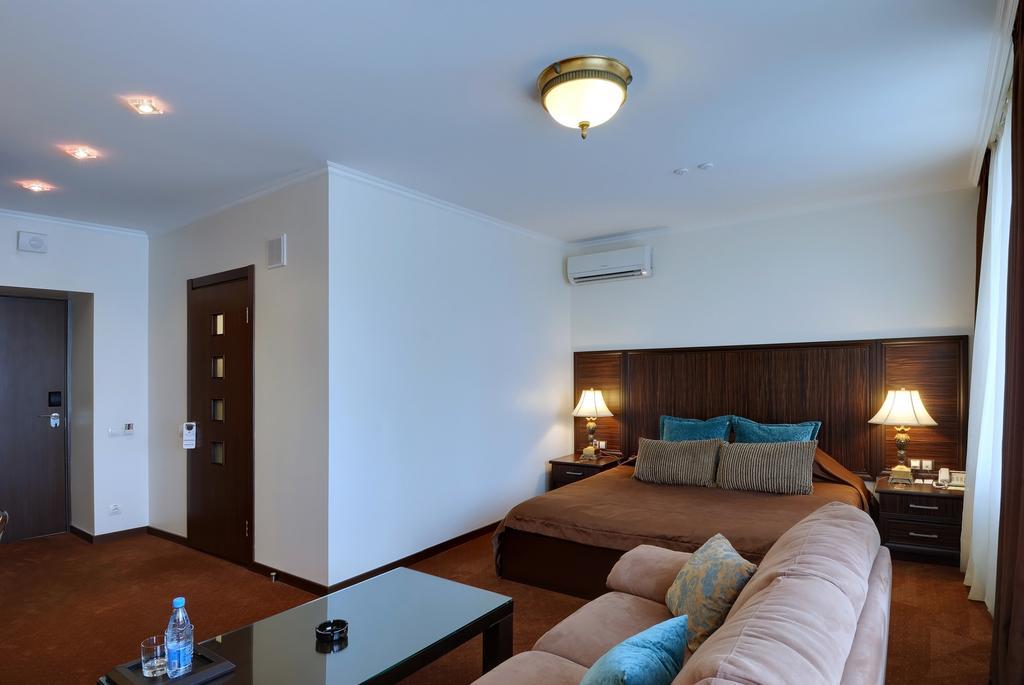 Hotel Kharkov Ruang foto