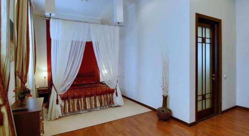 Hotel Kharkov Bagian luar foto