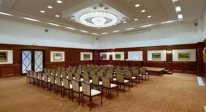 Hotel Kharkov Bagian luar foto