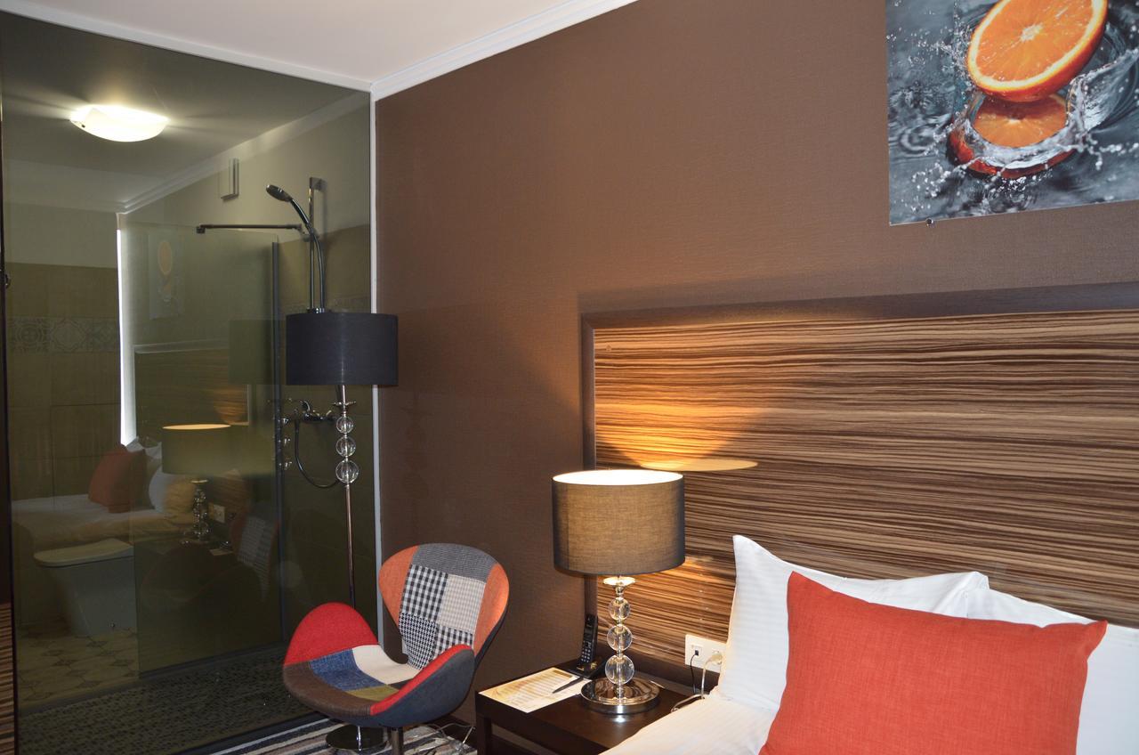 Hotel Kharkov Bagian luar foto