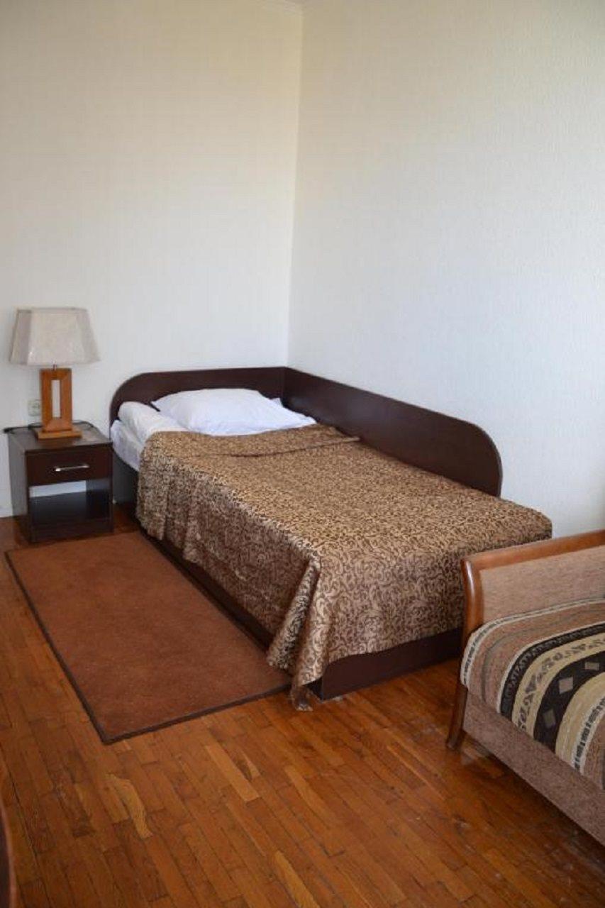 Hotel Kharkov Bagian luar foto